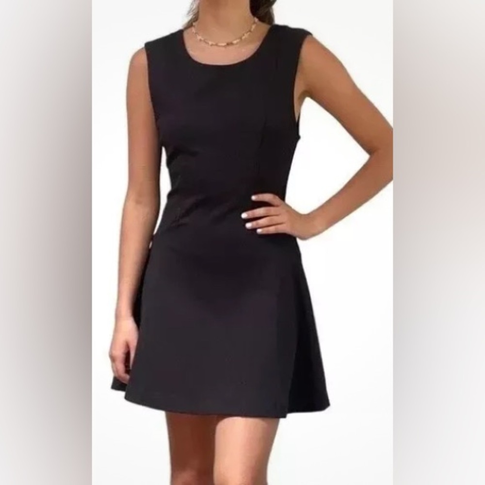 NWOT Free People Sleeveless Black Mini Dress Fit& Flare Skater Scoop Nec…